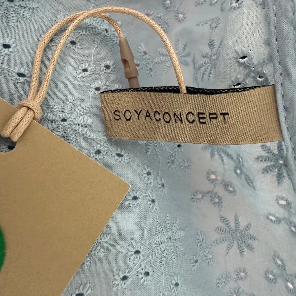 Soya‎ Concept Puff Sleeve Eyelet Detail Cottagecore Prairie Blue Size Small NWT